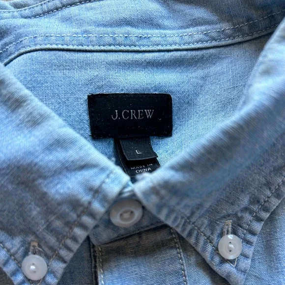 Six very handsome Jcrew (LG) shirts for sale. - Picture 4 of 14